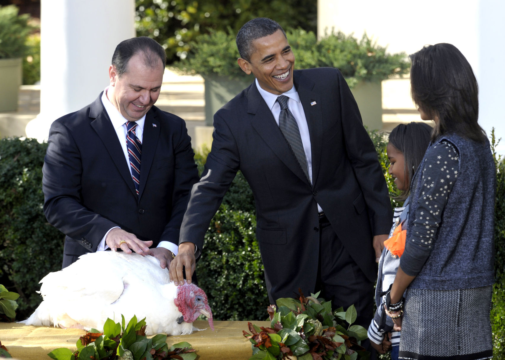 Barack, Sasha, and Malia Obama, 2010